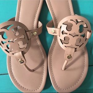 Tory Burch Miller’s in color Makeup